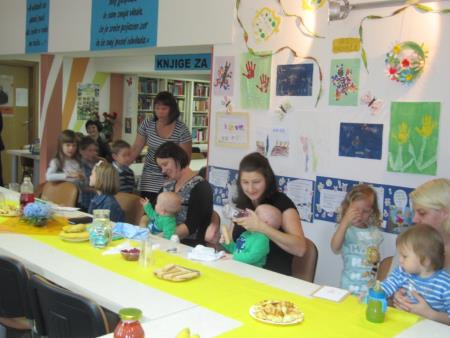 Srečanje najmlajših občanov 4